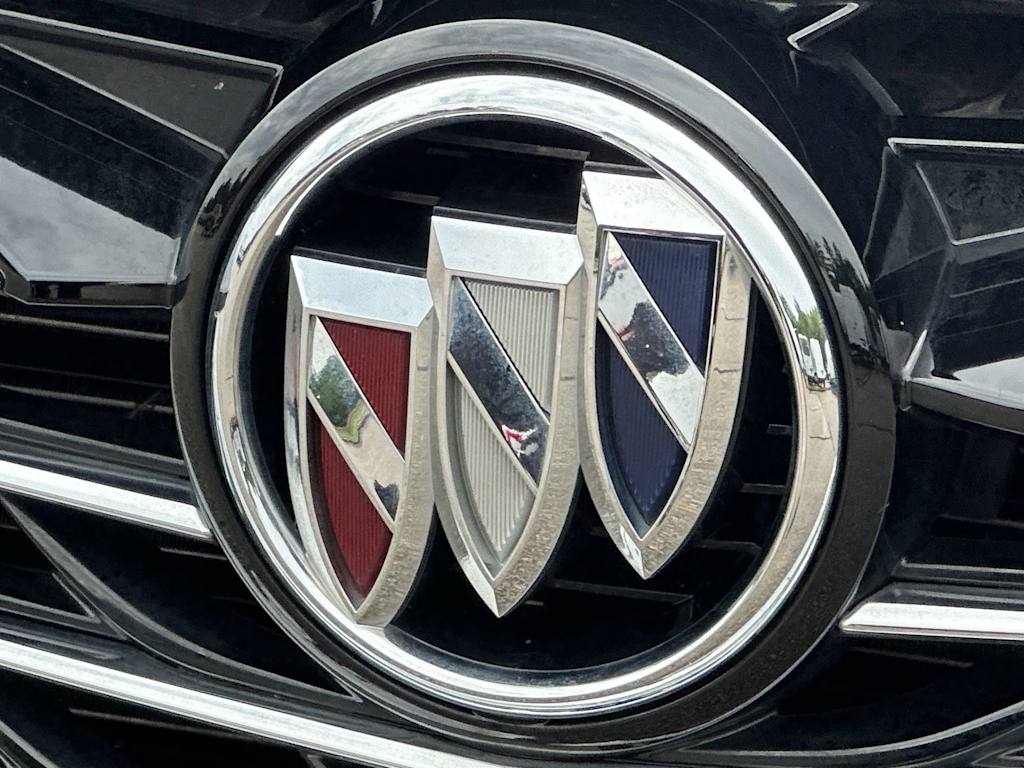 Thumbnail: 2022 Buick Enclave - 5