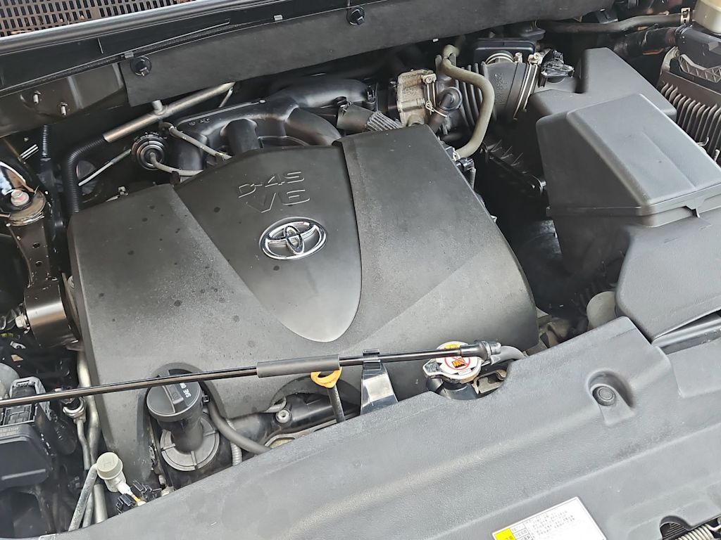 Thumbnail: 2019 Toyota Highlander - 8