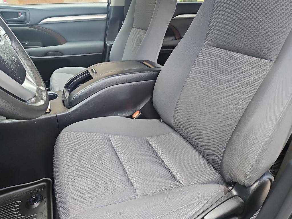 Thumbnail: 2019 Toyota Highlander - 10