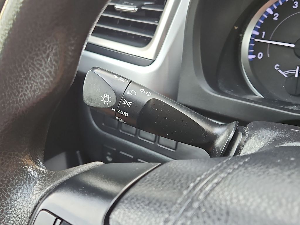 Thumbnail: 2019 Toyota Highlander - 14