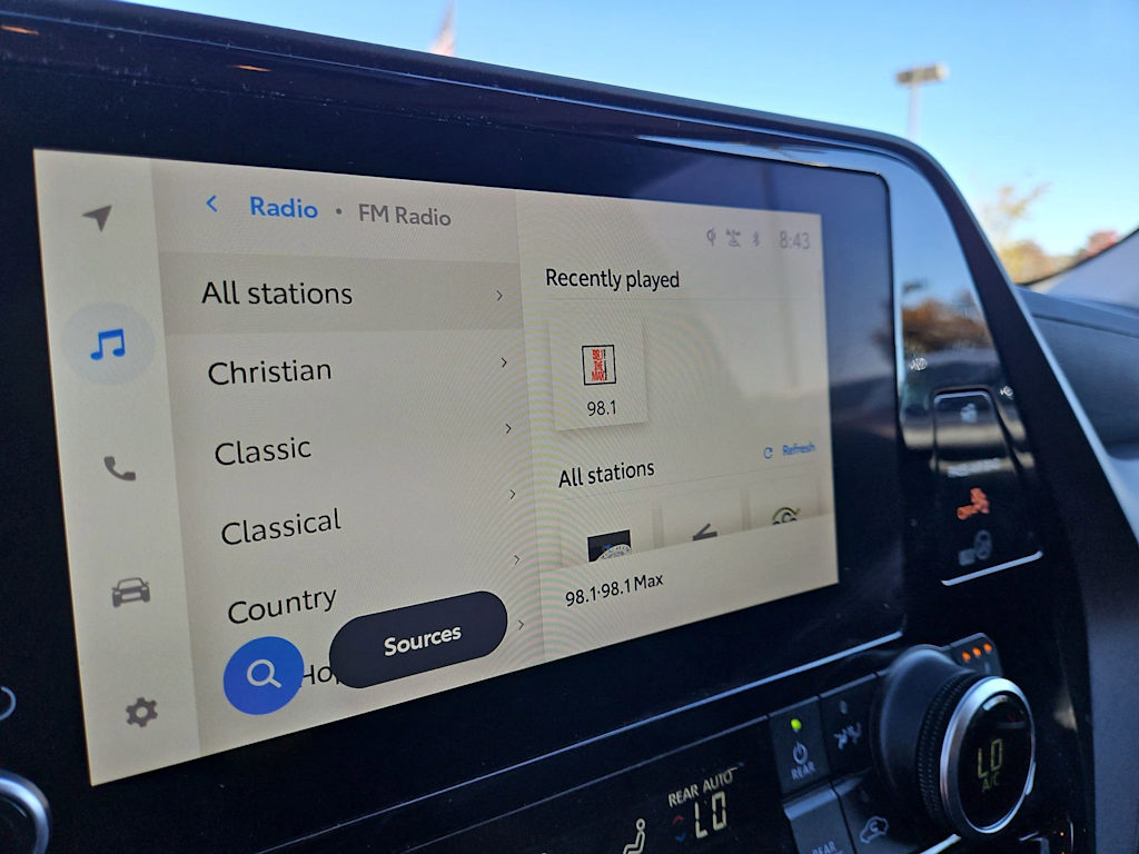 Thumbnail: 2023 Toyota Highlander - 35
