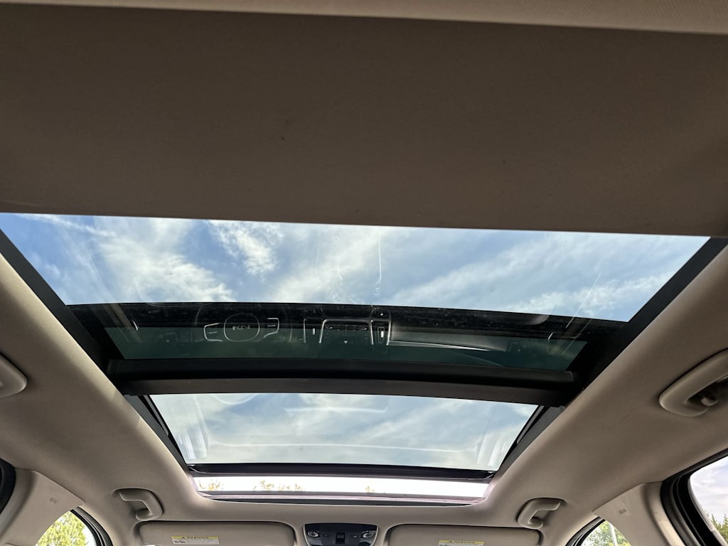 Thumbnail: 2023 Kia Sorento - 28