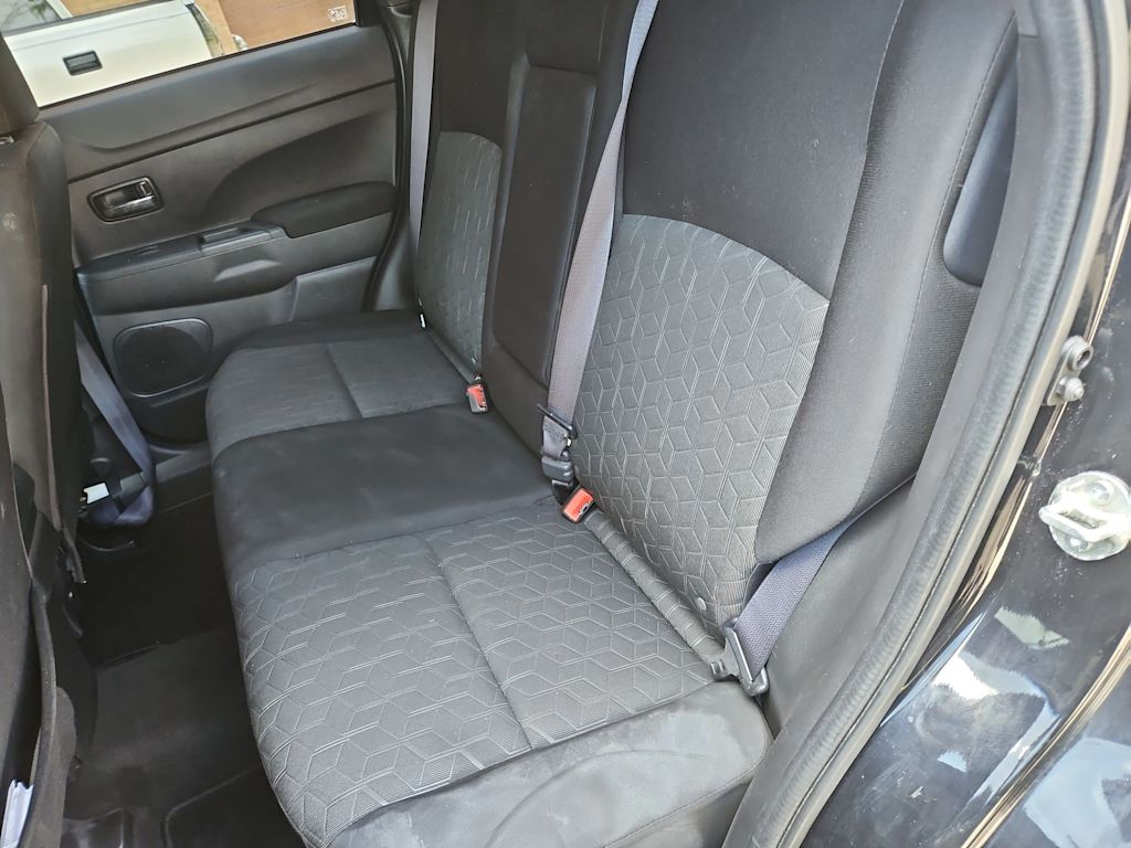 Thumbnail: 2020 Mitsubishi Outlander Sport - 27