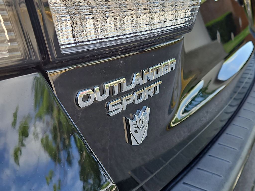 Thumbnail: 2020 Mitsubishi Outlander Sport - 25