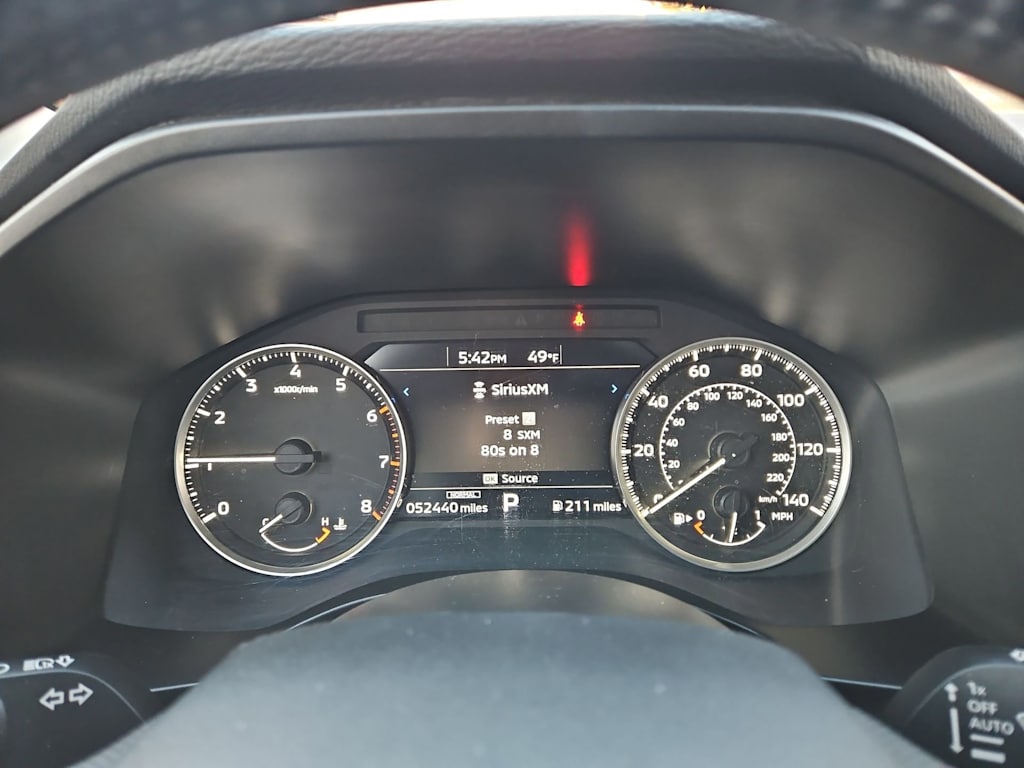 Thumbnail: 2023 Mitsubishi Outlander - 16