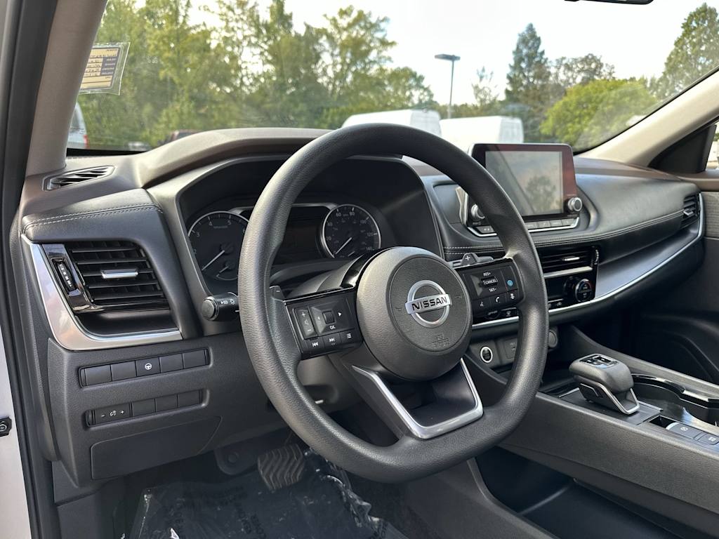Thumbnail: 2021 Nissan Rogue - 2