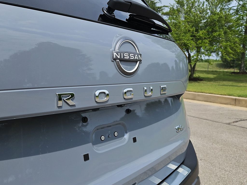 Thumbnail: 2023 Nissan Rogue - 6