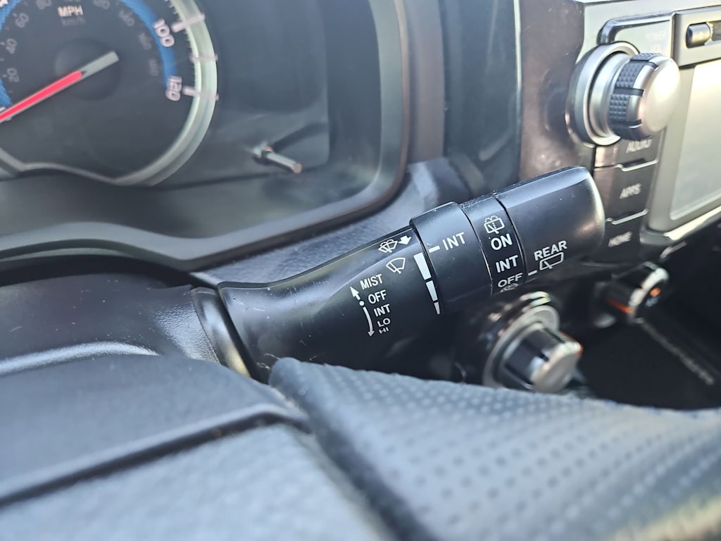 Thumbnail: 2019 Toyota 4Runner - 31