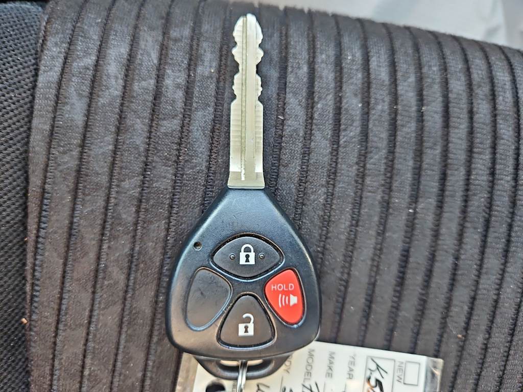 Thumbnail: 2019 Toyota 4Runner - 38