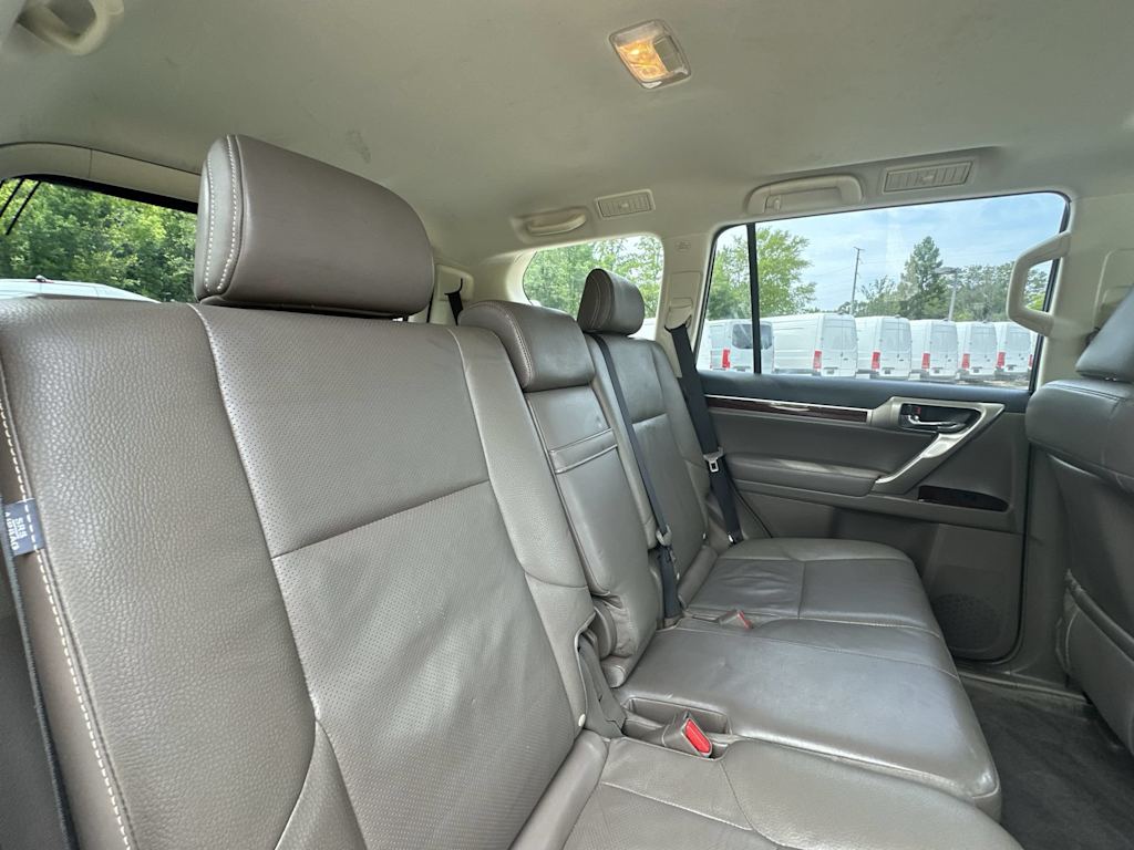 Thumbnail: 2018 Lexus GX - 28