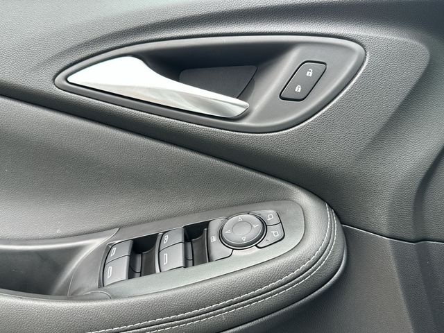 Thumbnail: 2026 Buick Encore GX - 28