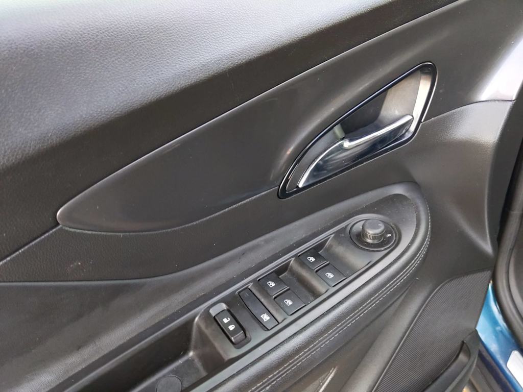 Thumbnail: 2020 Buick Encore - 21