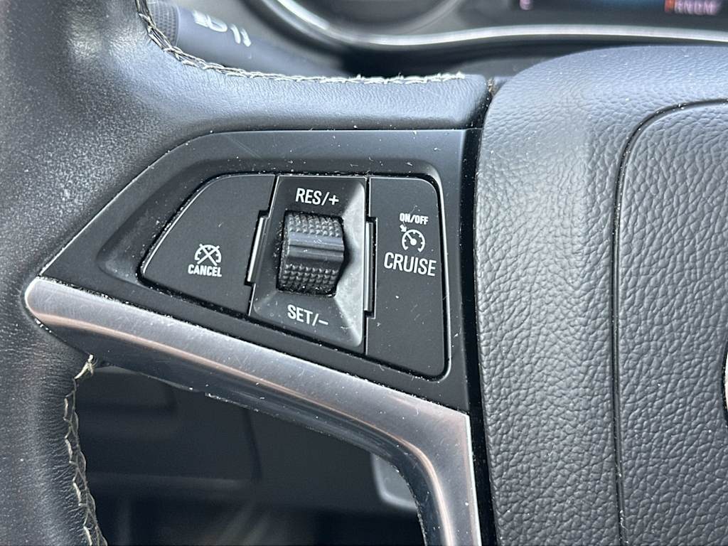 Thumbnail: 2020 Buick Encore - 31