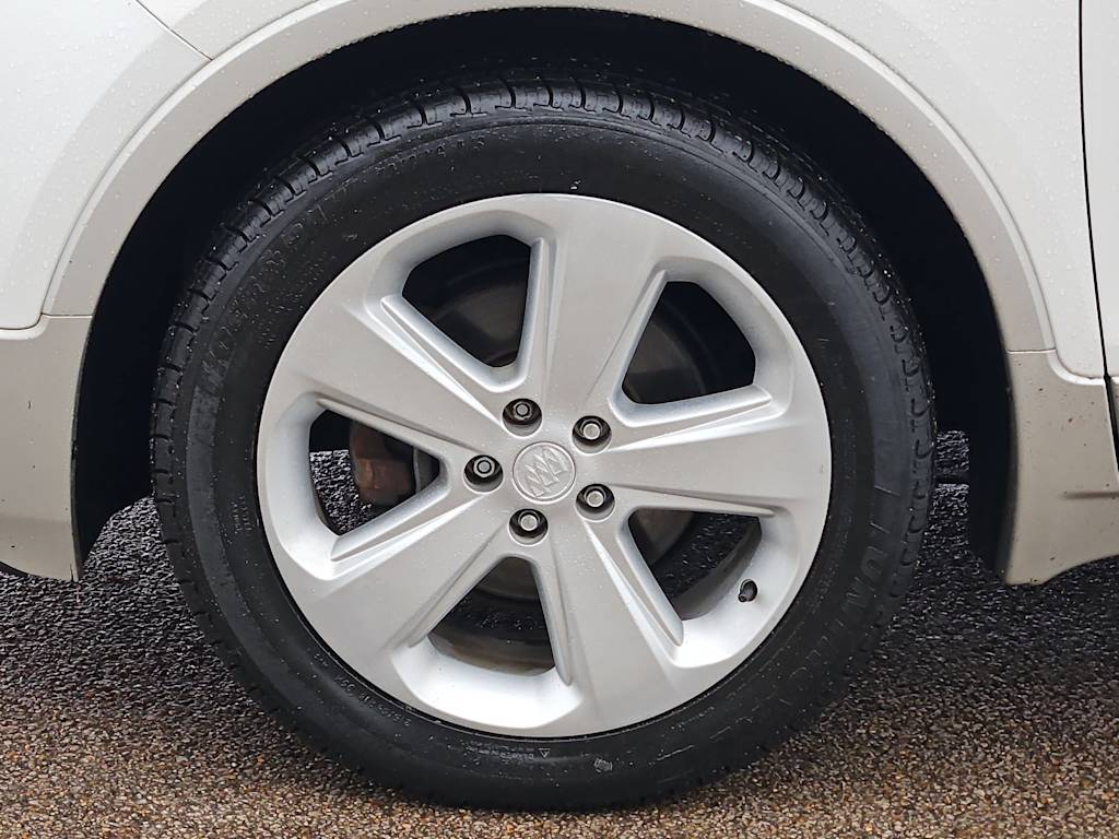 Thumbnail: 2016 Buick Encore - 25