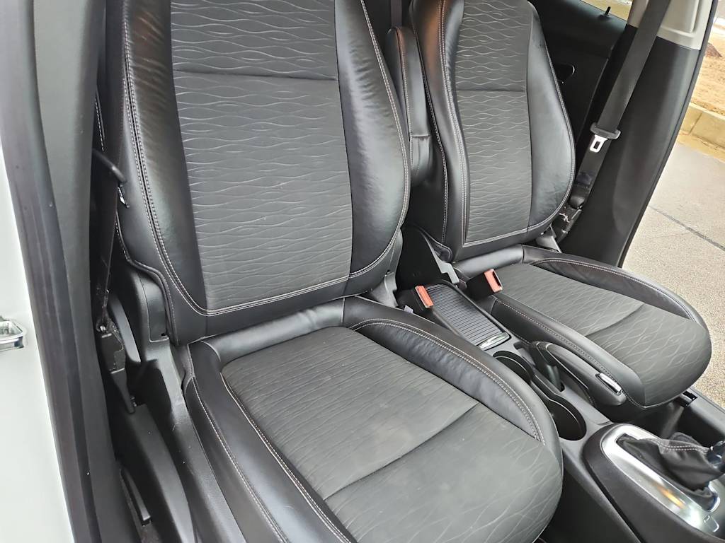 Thumbnail: 2016 Buick Encore - 12