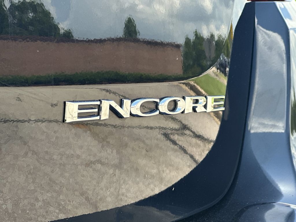 Thumbnail: 2021 Buick Encore - 24