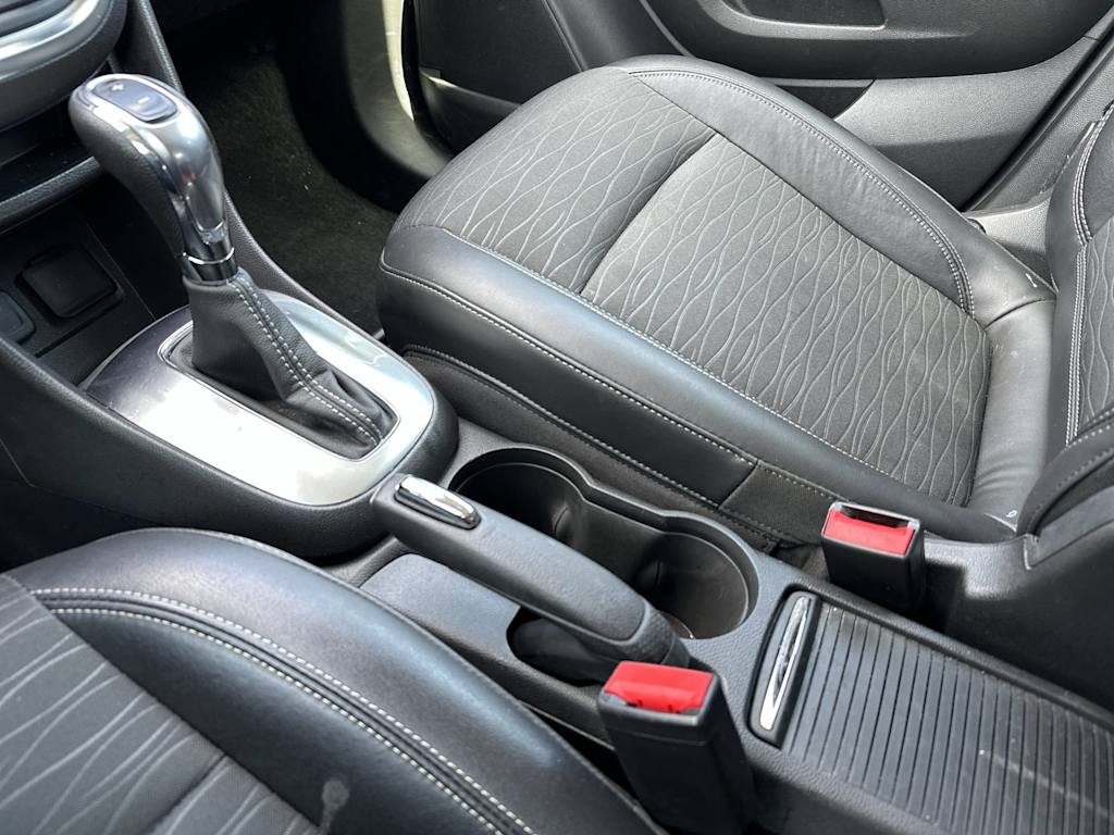 Thumbnail: 2016 Buick Encore - 15