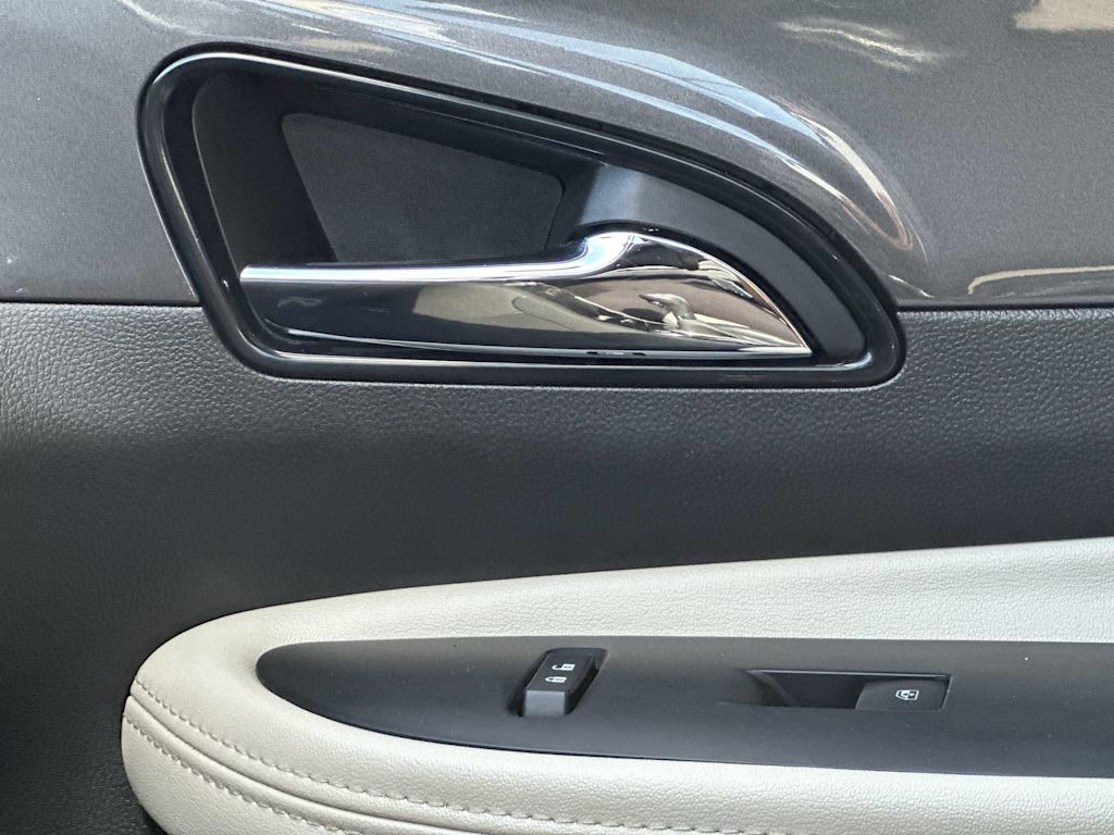 Thumbnail: 2021 Buick Encore - 40