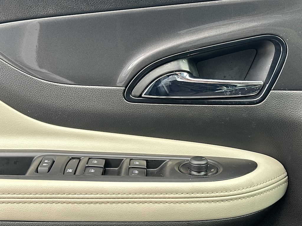 Thumbnail: 2021 Buick Encore - 39