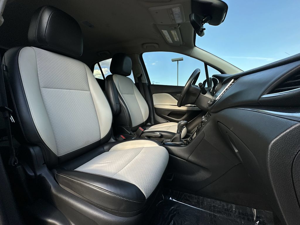 Thumbnail: 2021 Buick Encore - 38