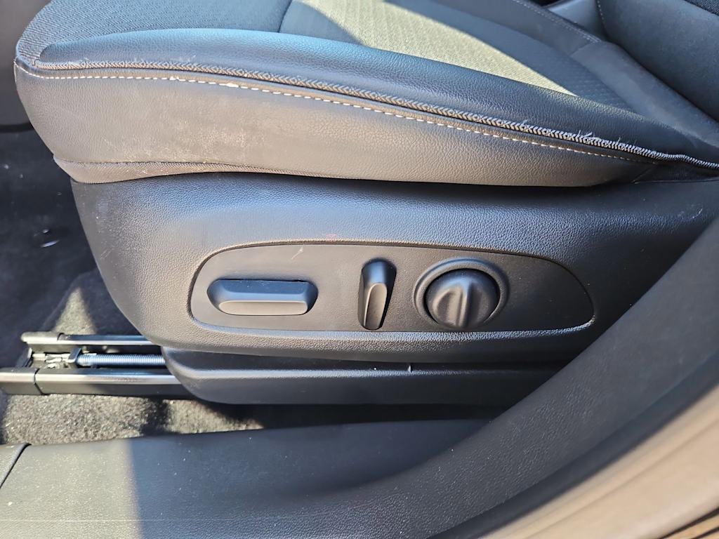 Thumbnail: 2023 Buick Encore GX - 26