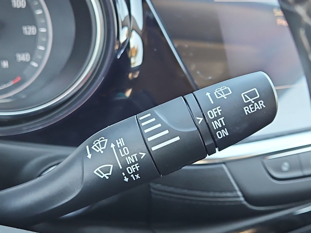 Thumbnail: 2023 Buick Encore GX - 32