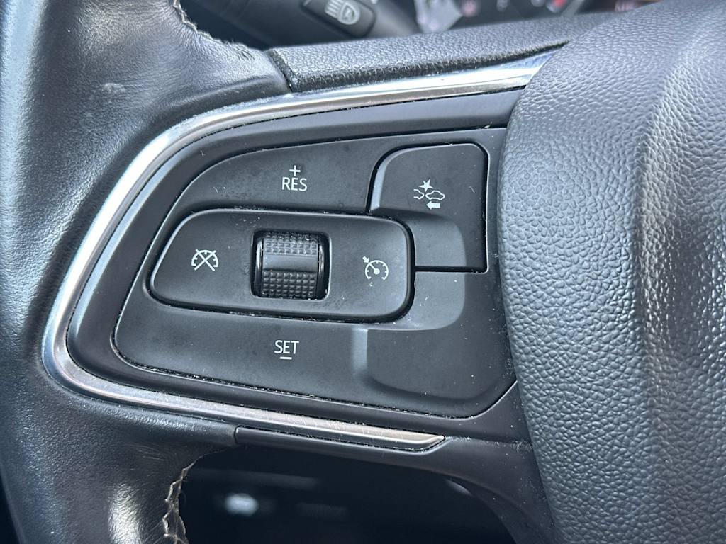 Thumbnail: 2022 Buick Encore GX - 32