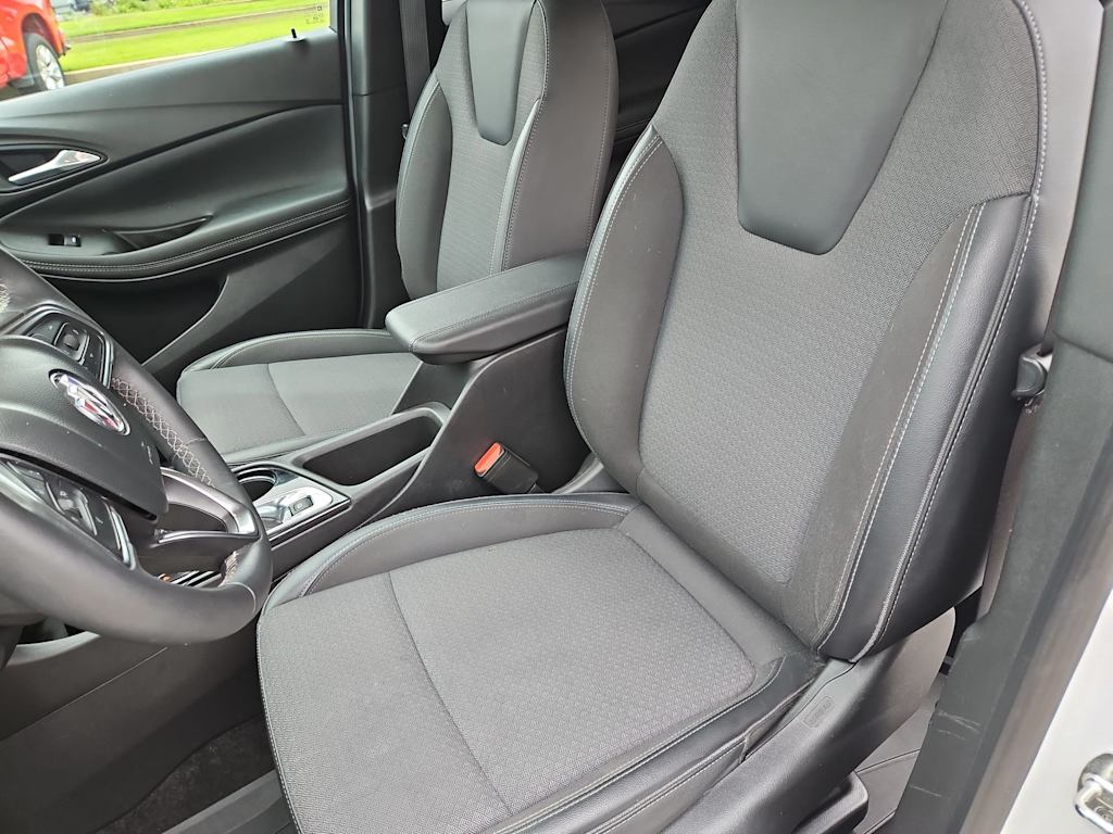 Thumbnail: 2022 Buick Encore GX - 11