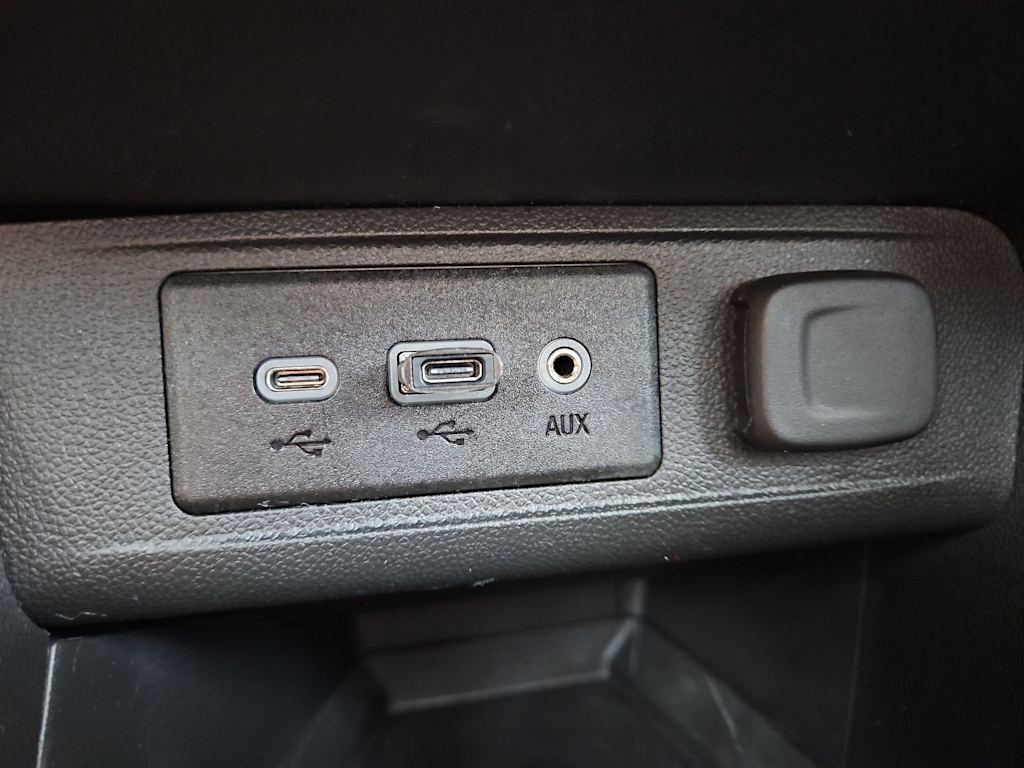 Thumbnail: 2023 Buick Encore GX - 36