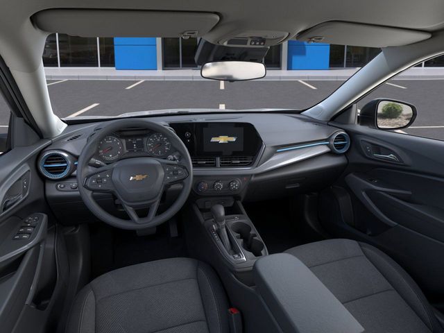 Thumbnail: 2026 Chevrolet Trax - 2