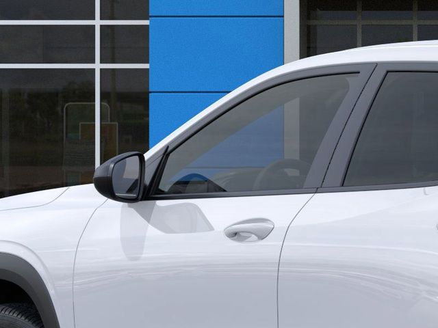 Thumbnail: 2026 Chevrolet Trax - 7