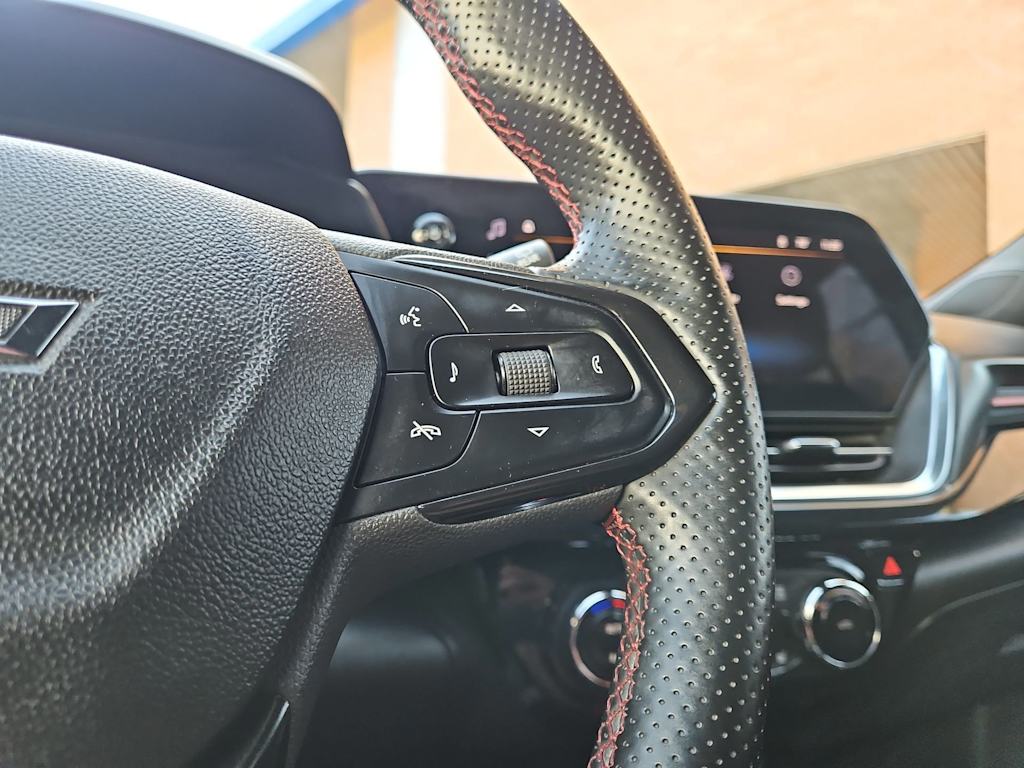 Thumbnail: 2024 Chevrolet Trax - 32