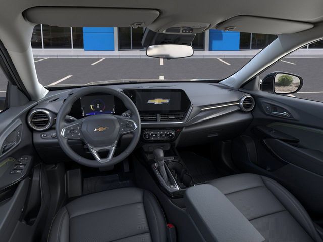 Thumbnail: 2026 Chevrolet Trax - 2