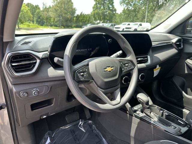 Thumbnail: 2026 Chevrolet TrailBlazer - 2