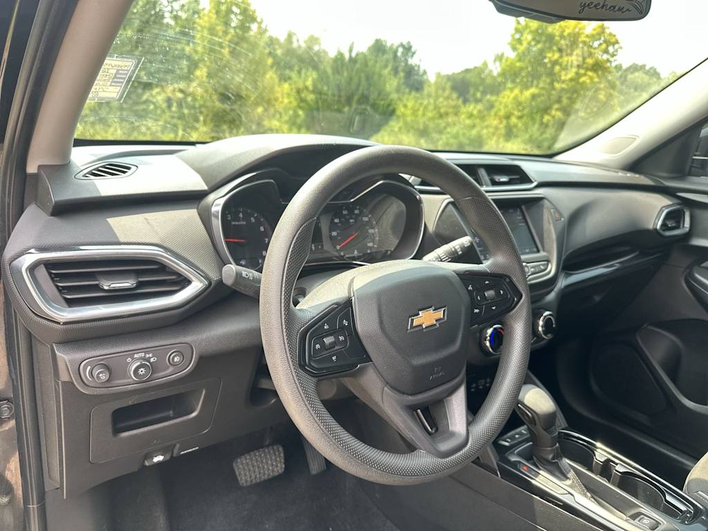 Thumbnail: 2023 Chevrolet TrailBlazer - 2