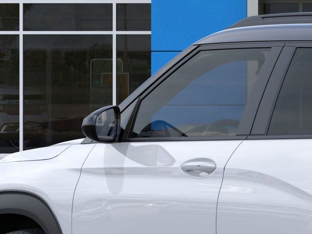 Thumbnail: 2026 Chevrolet TrailBlazer - 18