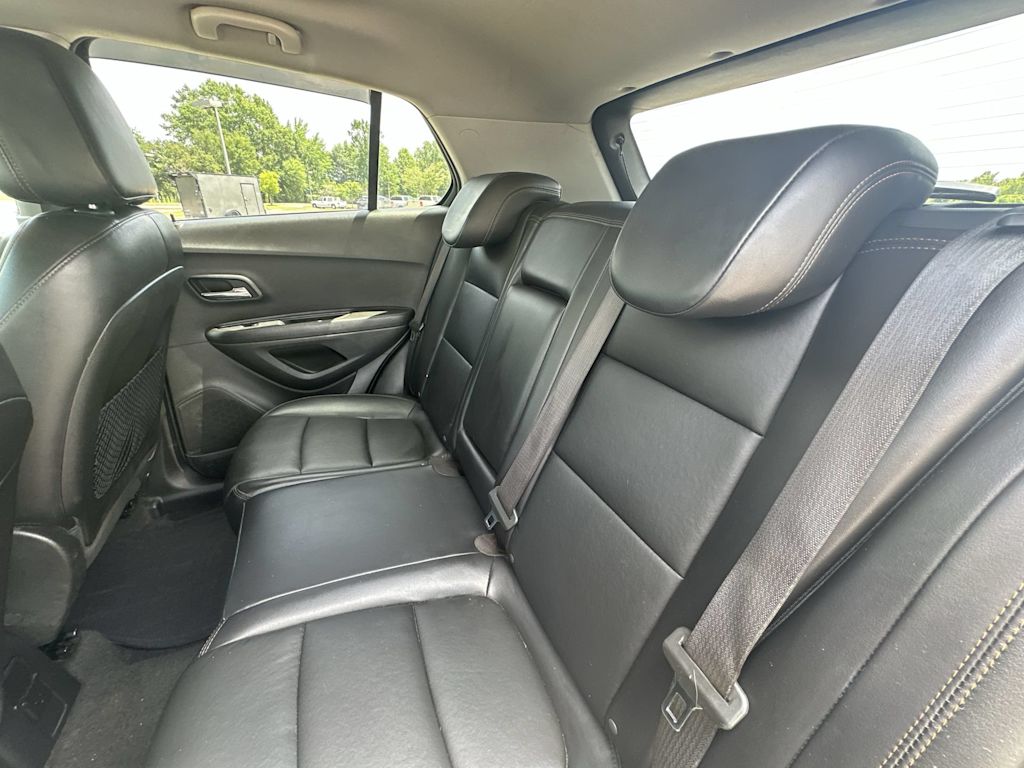 Thumbnail: 2021 Chevrolet Trax - 29