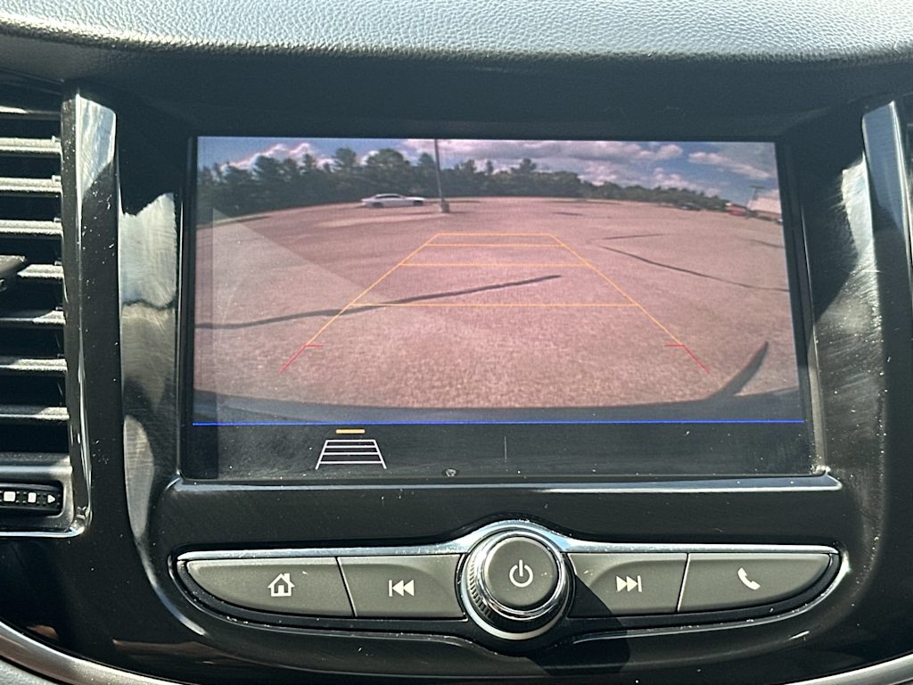 Thumbnail: 2021 Chevrolet Trax - 14
