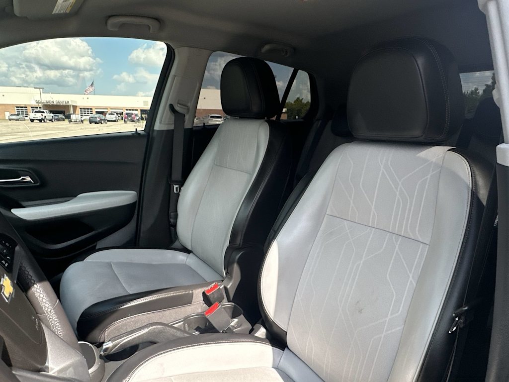 Thumbnail: 2021 Chevrolet Trax - 11