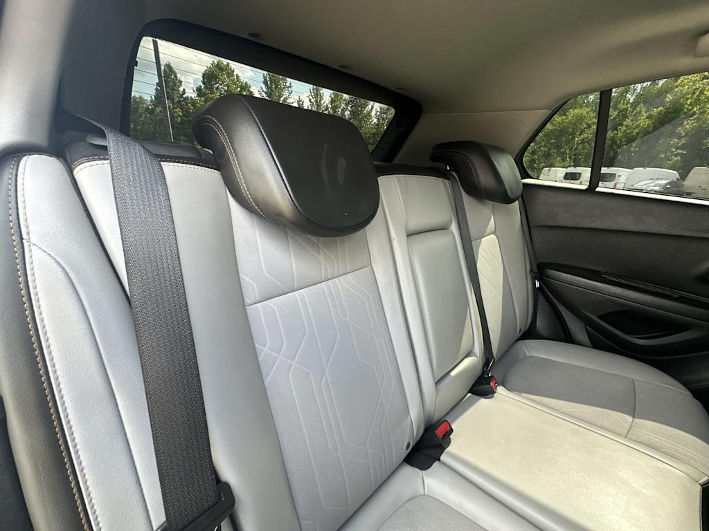 Thumbnail: 2021 Chevrolet Trax - 28