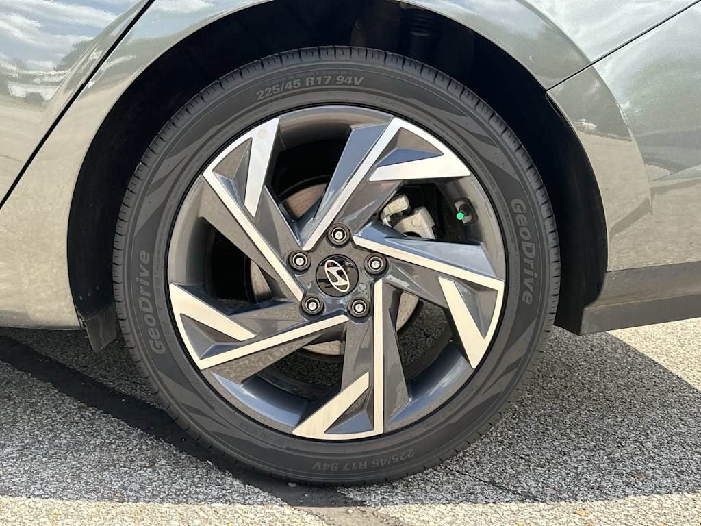 Thumbnail: 2025 Hyundai Elantra - 8