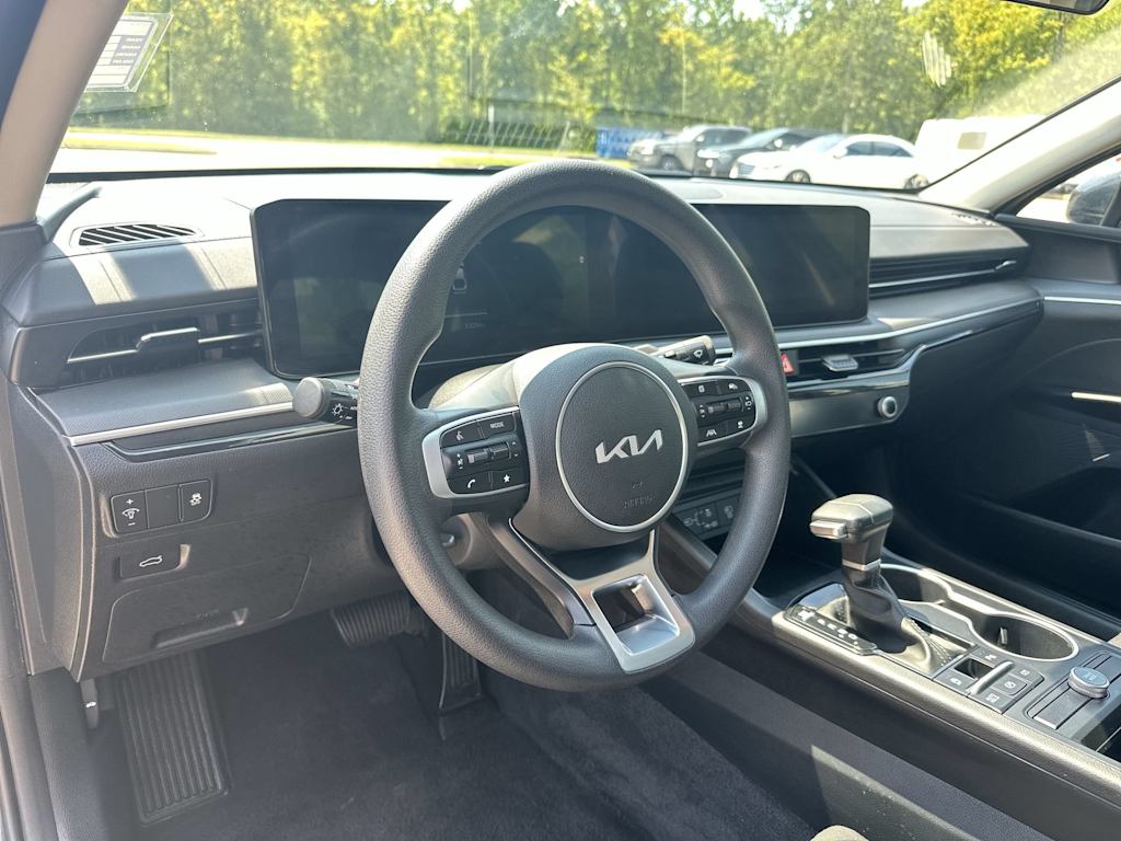 Thumbnail: 2026 Kia K5 - 2