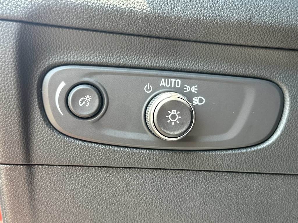 Thumbnail: 2023 Buick Envision - 20