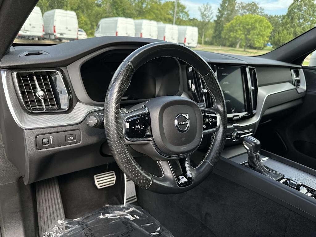 Thumbnail: 2019 Volvo XC60 - 2