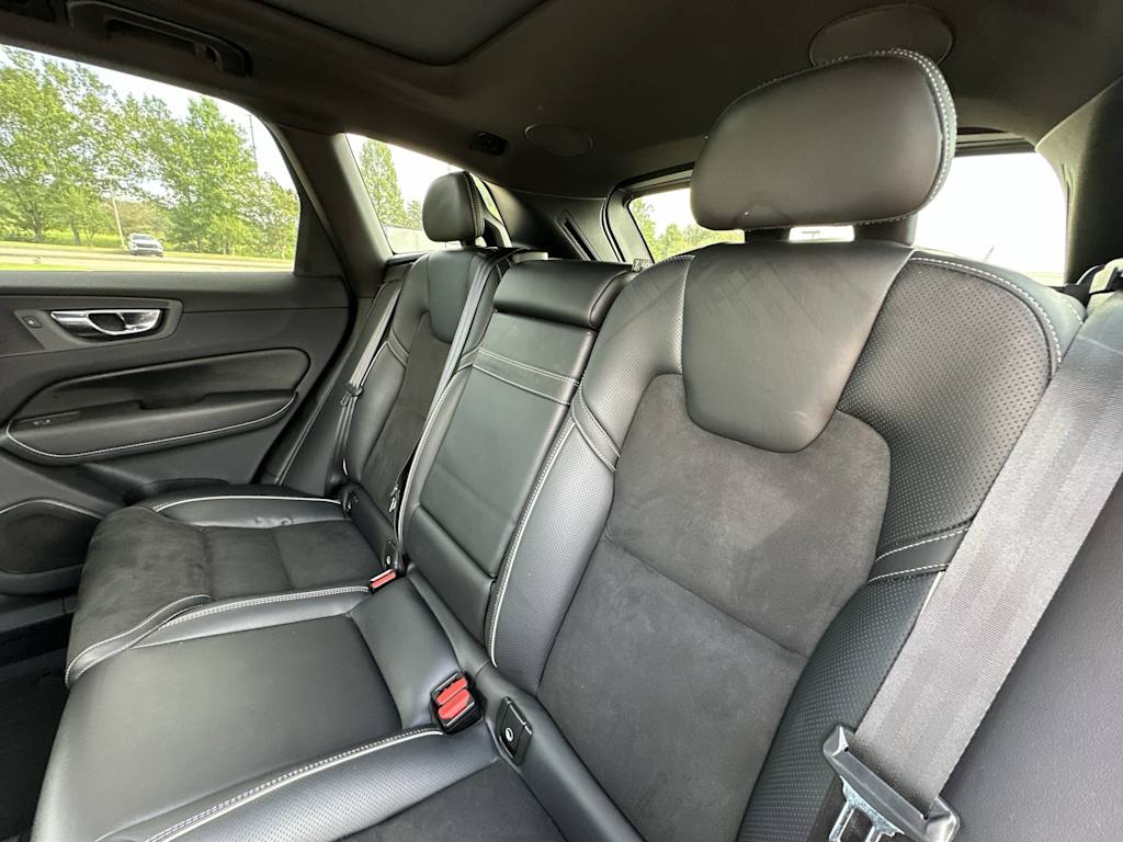Thumbnail: 2019 Volvo XC60 - 27
