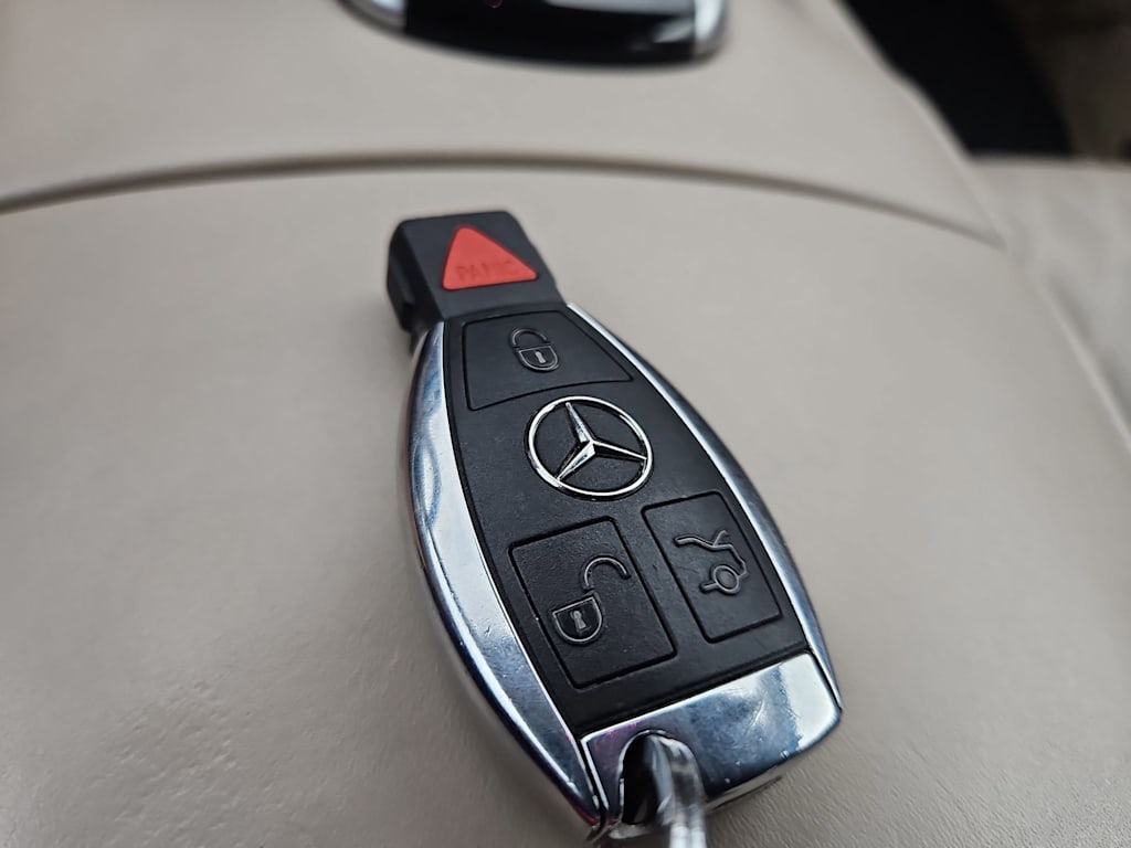 Thumbnail: 2016 Mercedes-Benz S-Class - 18