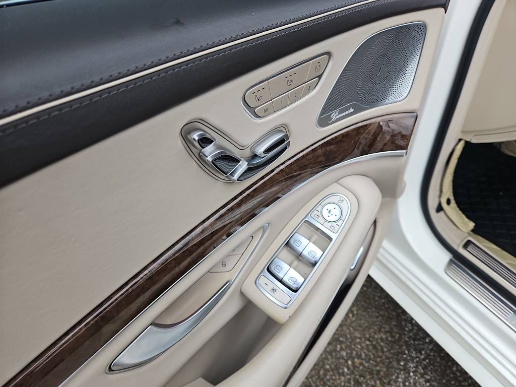 Thumbnail: 2016 Mercedes-Benz S-Class - 25