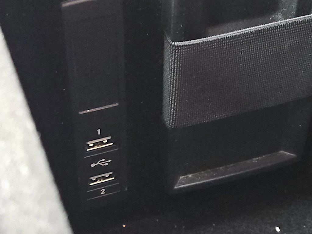 Thumbnail: 2016 Mercedes-Benz S-Class - 35