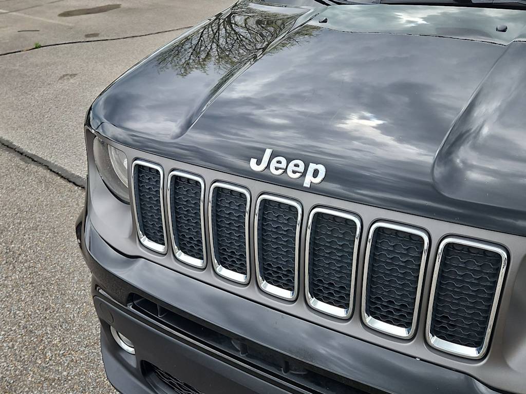 Thumbnail: 2019 Jeep Renegade - 6