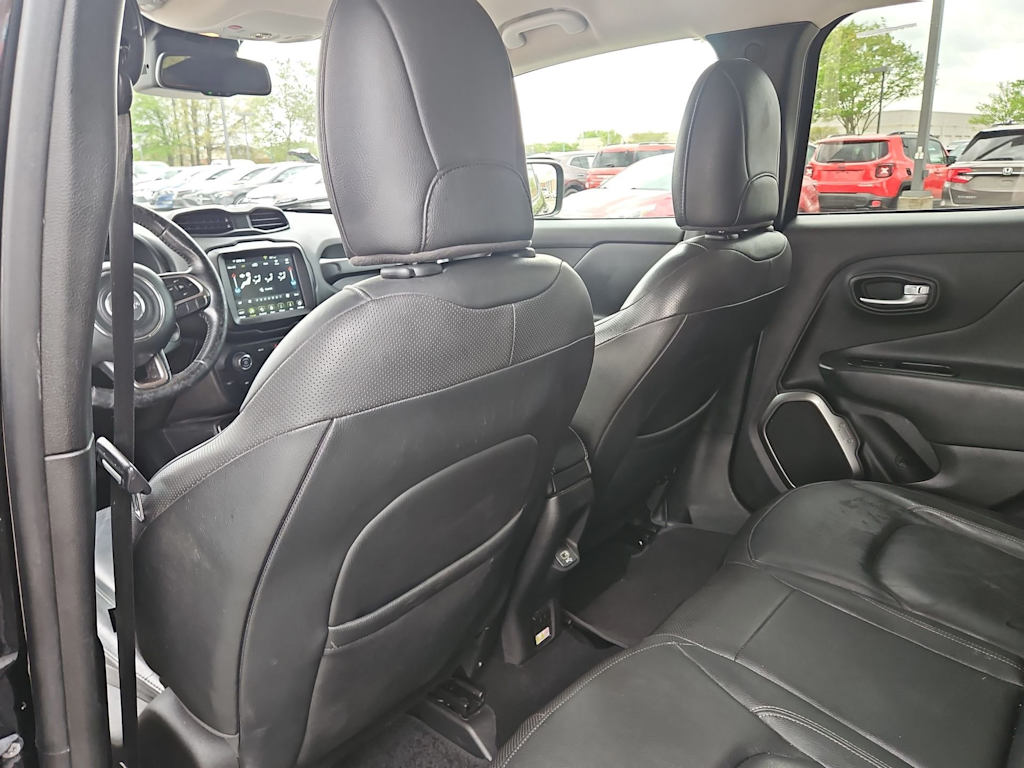 Thumbnail: 2019 Jeep Renegade - 12